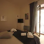 Civico 9 Apartment